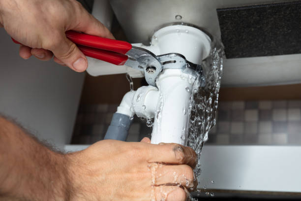 Best Local water damage restoration  in Fairfax, OH